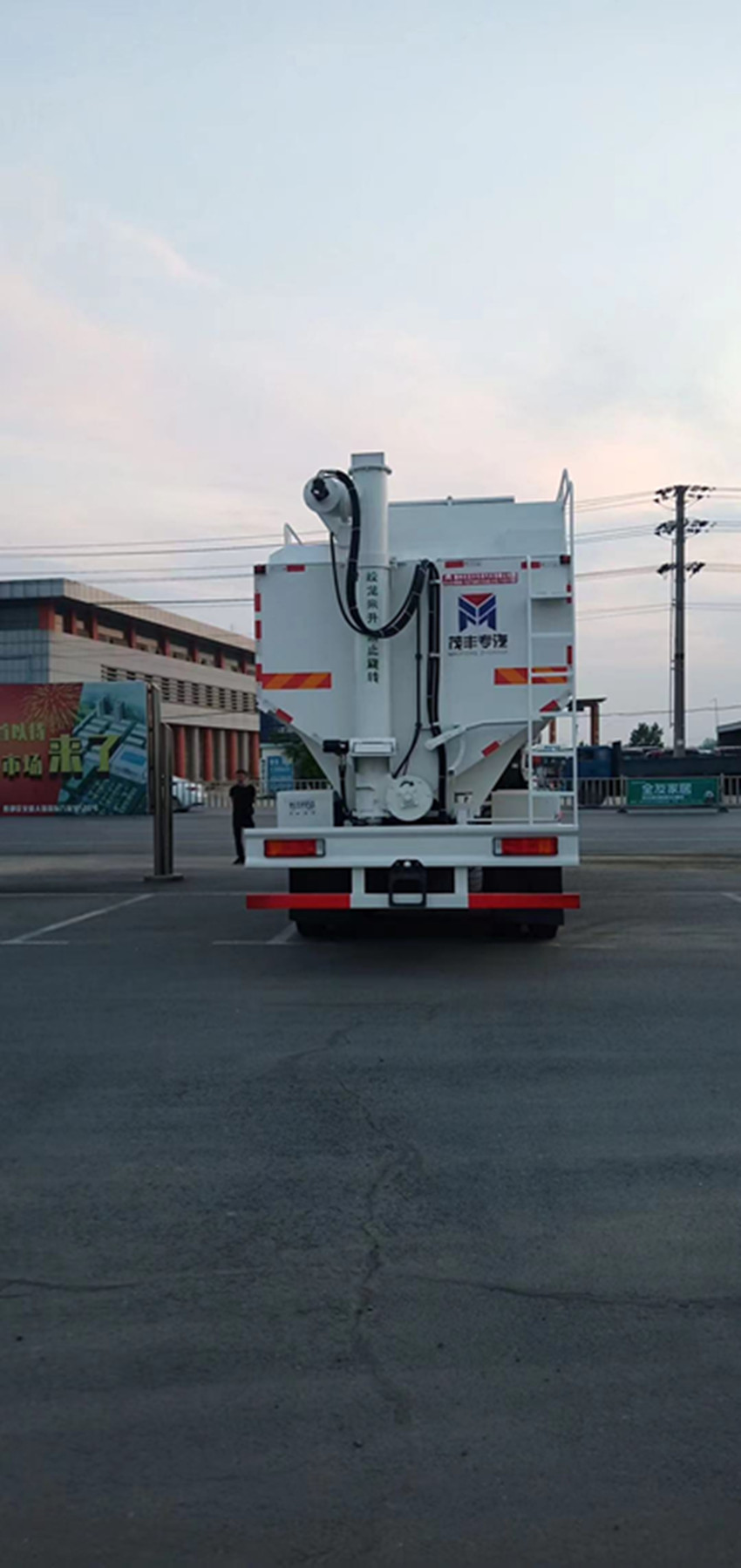 �|�L(f��ng)����ǰ�ĺ��40��ɢ�b����\ݔ܇